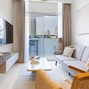 5-star Burj Khalifa View In Boho With Pool & Gym! , Dubai United Arab Emirates